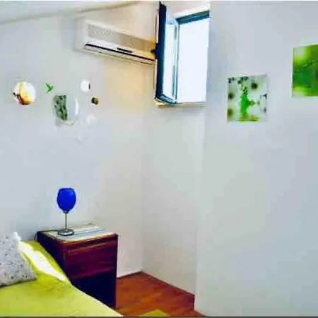 Mila Apartament Makarska